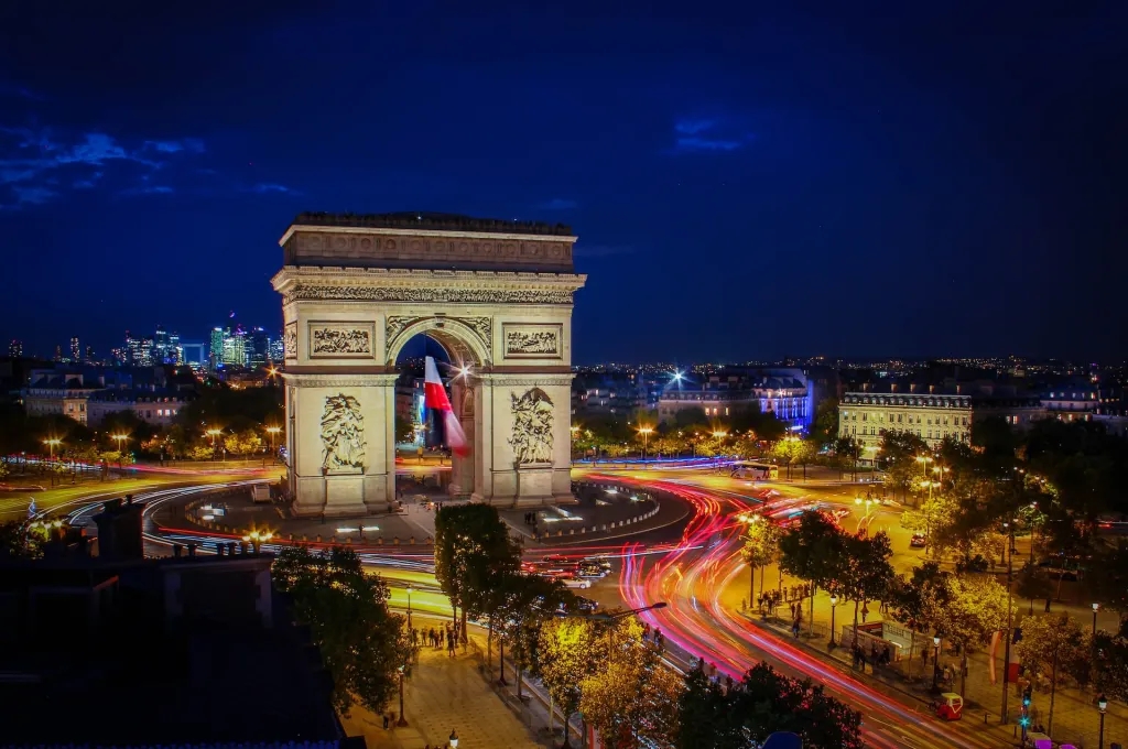 10 Best Ways to Experience Paris Like a Local: Your Ultimate Guide to the City of Lights